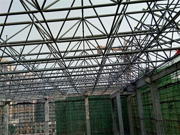 宜州风雨操场网架